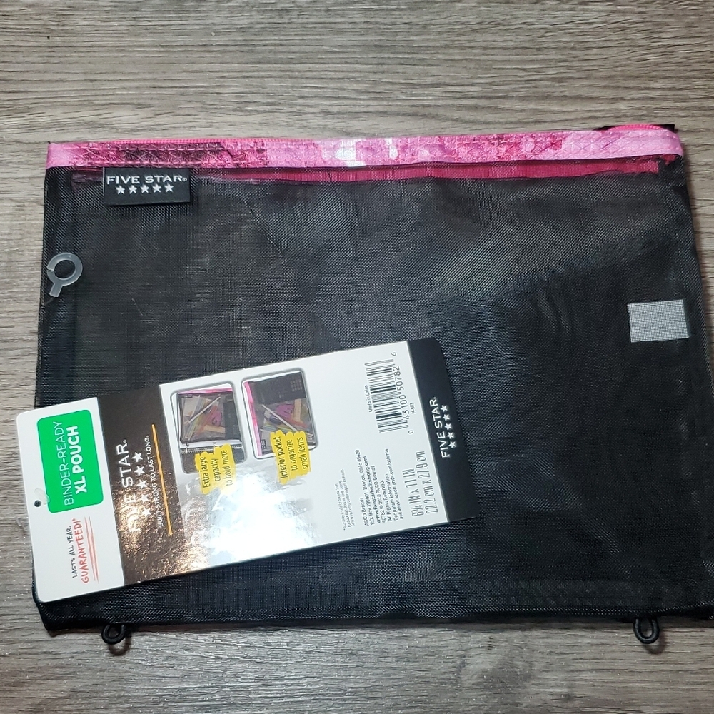 ✳️ACTIVITY SET W/POUCH - Picture 5 of 16